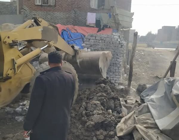 حملات مكثفة للتصدي لمخالفات البناء بمركز ومدينة قليوب 1 حملات مكثفة للتصدي لمخالفات البناء بمركز ومدينة قليوب