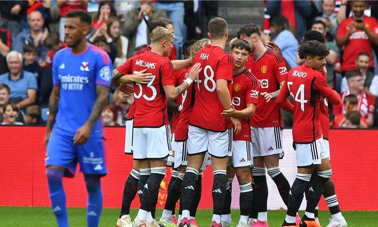 عرض التشكيل الرسمي لمواجهة مانشستر يونايتد وكريستال بالاس بالدوري الإنجليزي 1 عرض التشكيل الرسمي لمواجهة مانشستر يونايتد وكريستال بالاس بالدوري الإنجليزي