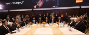 وزير الاتصالات يشهد توقيع اتفاقيات استراتيجية بين "المصرية للاتصالات" و"اورنچ مصر" 3 وزير الاتصالات يشهد توقيع اتفاقيات استراتيجية بين "المصرية للاتصالات" و"اورنچ مصر"