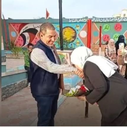 قبلة وتحقيق... بقلم/هناء الصغير