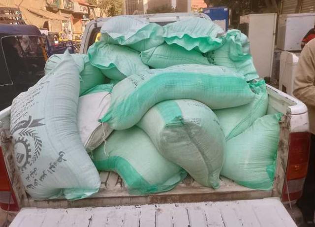  التحفظ علي 5 اطنان و500 كيلو جرام دقيق بلدي في حملة تموينية بالفيوم