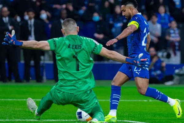 الهلال يكتسح برسيبوليس برباعية ويستعيد صدارة دوري أبطال آسيا 1 الهلال يكتسح برسيبوليس برباعية ويستعيد صدارة دوري أبطال آسيا