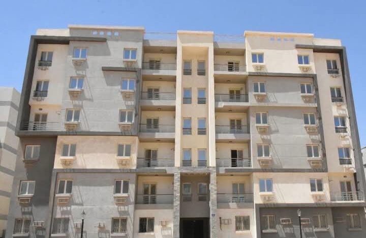 وزير الإسكان: اليوم بدء تسليم دفعتين جديدتين بمشروع "سكن مصر" بمدينة القاهرة الجديدة 1 وزير الإسكان: اليوم بدء تسليم دفعتين جديدتين بمشروع "سكن مصر" بمدينة القاهرة الجديدة