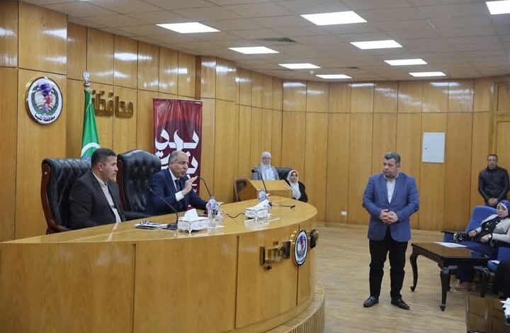 محافظ المنيا يعقد اجتماعاً موسعاً لمناقشة ملفات التصالح وجذب الاستثمارات والاستعداد لشهر رمضان
