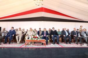 محافظ الشرقية يشيد بمجهودات قوات الدفاع الشعبي والعسكري لإعداد ورفع كفاءة الأجهزة التنفيذية 