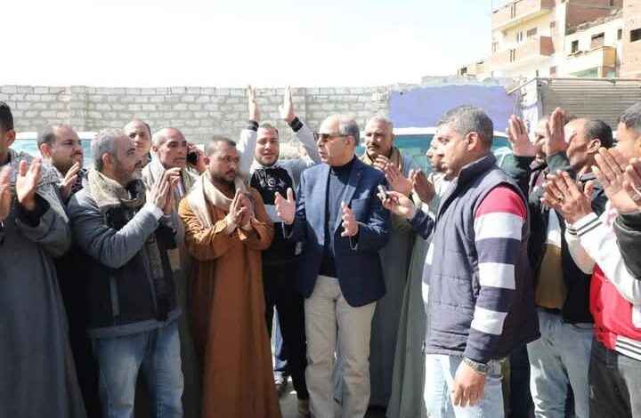 محافظ المنيا يقود حملة مرورية لمتابعة انضباط خطوط سير المركبات وضبط سيارات البيك اب المخالفة 1 محافظ المنيا يقود حملة مرورية لمتابعة انضباط خطوط سير المركبات وضبط سيارات البيك اب المخالفة