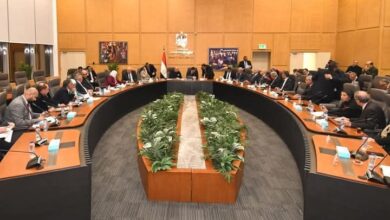 وزير الإسكان يعقد اجتماعه الدوري مع أعضاء مجلسي "النواب والشيوخ"