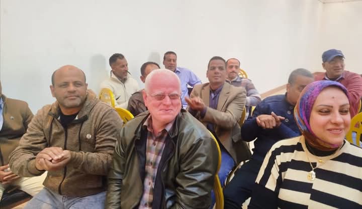 إعداد القادة تكشف عالم التواصل الفريد مع الصم والبكم 1 إعداد القادة تكشف عالم التواصل الفريد مع الصم والبكم