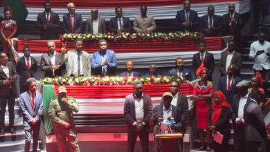 سياسيون: "حكومة السلام" المرتقبة بارقة أمل للسودان