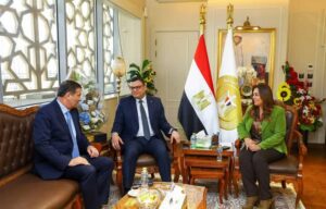 عبر الفيديو كونفرانس آجتماع الوزراء يتابعون مع السادة المحافظين جهود التصدي للتعديات على الأراضي الزراعية