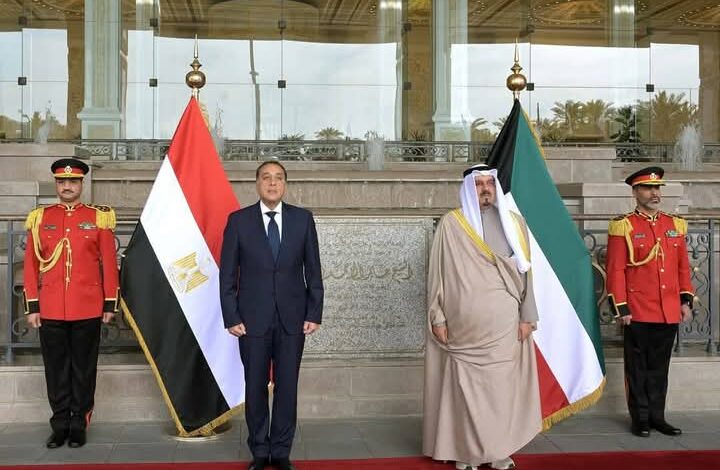 مراسم استقبال رسمية لرئيس الوزراء بتشريف نظيره الكويتي