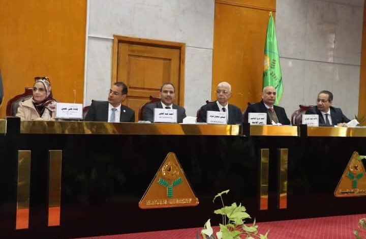 جامعة المنوفية تستقبل الطلاب الوافدين بزيارة علمية لمعهد الكبد و الأورام للتبادل المعرفي