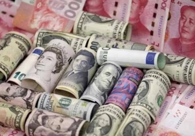 بيان يوضح أسعار العملات الأجنبية والعربية اليوم الثلاثاء