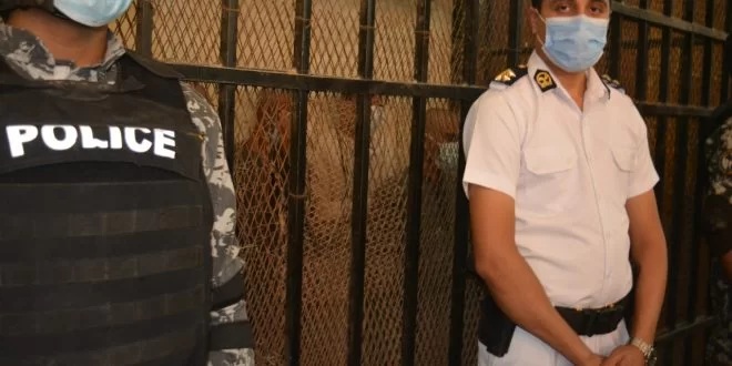 السجن 10 سنوات لشقيقين قتلا ميكانيكي بسبب لهو الأطفال في أبوتشت 1 السجن 10 سنوات لشقيقين قتلا ميكانيكي بسبب لهو الأطفال في أبوتشت