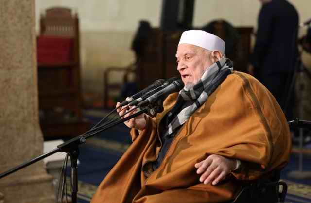 أحمد عمر هاشم: حب آل البيت من أصول الإيمان ومصدر للنور والتقوى
