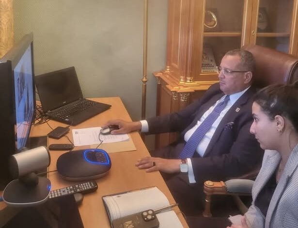 محافظ جنوب سيناء يلتقي مدير شركة CWL-Personal في ألمانيا