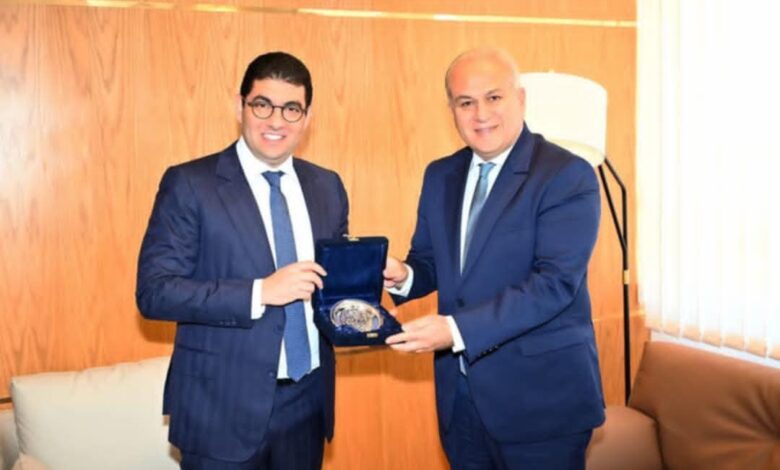 السفير المصري في الرباط يلتقي بوزير الشباب والثقافة المغربي 1 السفير المصري في الرباط يلتقي بوزير الشباب والثقافة المغربي