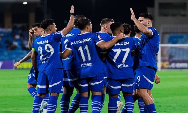 الهلال يفوز على التعاون 2-0 ويواصل مطاردة اتحاد جدة على صدارة الدوري السعودي