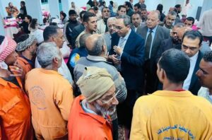 محافظ قنا يشارك في حفل إفطار جماعي للعاملين بالوحدة المحلية لمركز ومدينة قنا 3 محافظ قنا يشارك في حفل إفطار جماعي للعاملين بالوحدة المحلية لمركز ومدينة قنا