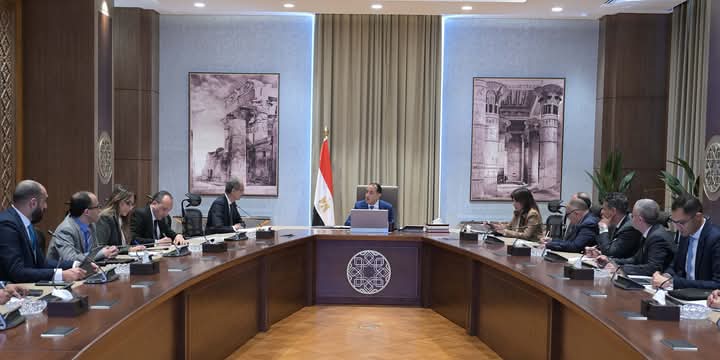 رئيس الوزراء يتابع جهود تنفيذ مستهدفات الدولة في مجال التحول الرقمي 