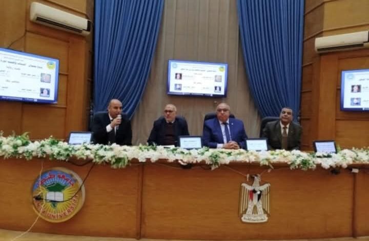 ندوة تثقيفية الأحد بعنوان" الشباب وأهمية دوره في بناءالوطن" بكلية تجارة طنطا 1 ندوة تثقيفية الأحد بعنوان" الشباب وأهمية دوره في بناءالوطن" بكلية تجارة طنطا