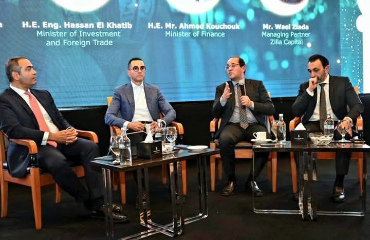 وزير المالية.. فى حلقة نقاشية للجمعية المصرية للاستثمار المباشر ورأس المال المخاطر 1 وزير المالية.. فى حلقة نقاشية للجمعية المصرية للاستثمار المباشر ورأس المال المخاطر