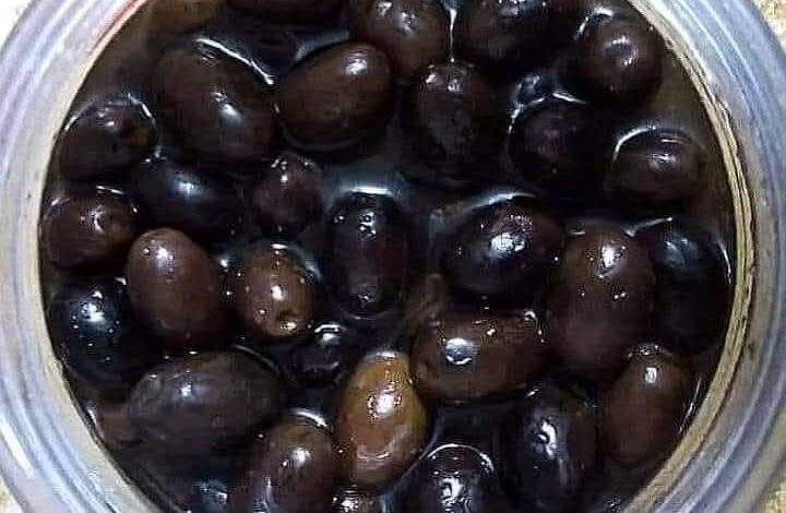 طريقة عمل الزيتون الاسود 1 طريقة عمل الزيتون الاسود