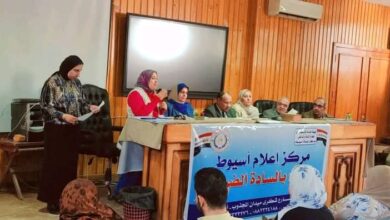 مركز إعلام أسيوط يعقد لقاءً إعلامياً بعنوان "المرأة في المجتمع" بجامعة الأزهر