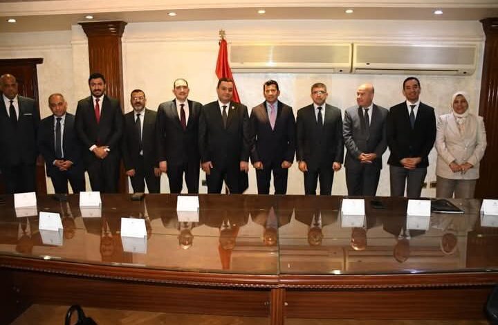 وزير الشباب يشهد توقيع بروتوكول تعاون مع مؤسسة ساعد للتنمية والتطوير 1 وزير الشباب يشهد توقيع بروتوكول تعاون مع مؤسسة ساعد للتنمية والتطوير