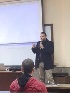أكاديمية طيبة تنظم محاضرة تعريفية عن التدريب الميداني لطلاب الهندسة