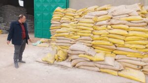 ضبط 10 طن أسمدة زراعية مجهولة المصدر بأولاد صقر   2 ضبط 10 طن أسمدة زراعية مجهولة المصدر بأولاد صقر