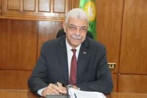 رئيس جامعة المنوفية يهنئ أمهات مصر "بعيد الأم "