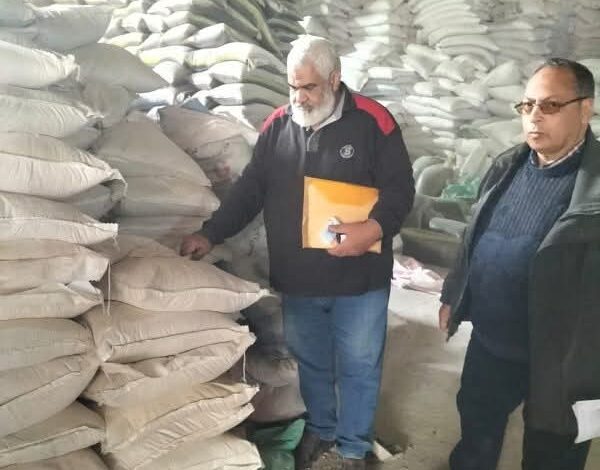 ضبط 11 طن و 500 كيلو ملح طعام ومكرونة مجهولة المصدر بمركز بلبيس
