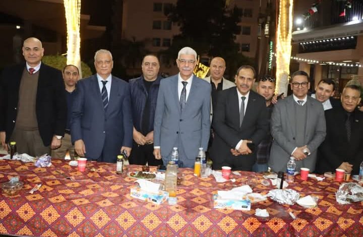 القاصد" يشارك الطلاب الوافدين مائدة الإفطار ويرحب بهم في رحاب جامعة المنوفية 