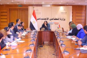 وزيرة التضامن الاجتماعي تترأس اجتماعًا لبحث التوسع في منظومة الحضانات والطفولة المبكرة 2 وزيرة التضامن الاجتماعي تترأس اجتماعًا لبحث التوسع في منظومة الحضانات والطفولة المبكرة