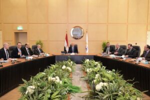 وزير الصناعة يترأس الجمعية العمومية العادية وغير العادية للشركة القابضة للنقل البحري والبري 2 وزير الصناعة يترأس الجمعية العمومية العادية وغير العادية للشركة القابضة للنقل البحري والبري