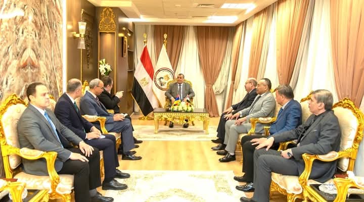 وزير الدولة للإنتاج الحربي يستقبل السفير الأرميني لبحث أوجه التعاون