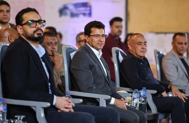 وزير الرياضة يشهد نهائي كأس مصر للكرة الشراب