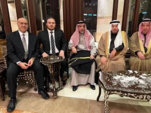سوريا: وفد محافظة الحسكة يحضر صلاة عيد الفطر بقصر الشعب بدعوة خاصة من رئاسة الجمهورية