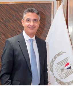 وزير التموين يتابع سير العمل بغرفة العمليات المركزية بالوزارة ومديريات التموين بالمحافظات