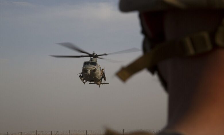 مئات الآليات و الشاحنات العسكرية الأمريكية تغادر قواعدها من سوريا باتجاه العراق 1 مئات الآليات و الشاحنات العسكرية الأمريكية تغادر قواعدها من سوريا باتجاه العراق