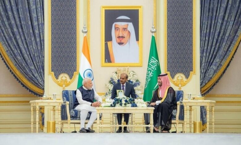جلسة مباحثات رسمية بين ولي العهد السعودي ورئيس وزراء الهند في جدة