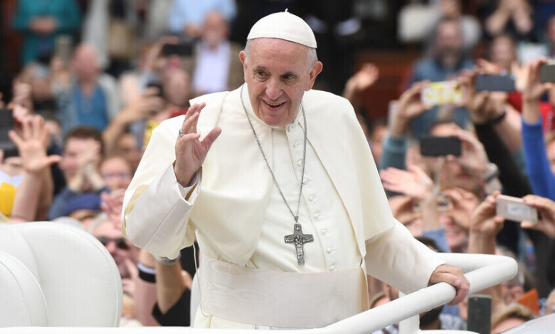 أحمد الشرع يعزي الطائفة الكاثوليكية الرومانية برحيل البابا فرنسيس 1 أحمد الشرع يعزي الطائفة الكاثوليكية الرومانية برحيل البابا فرنسيس