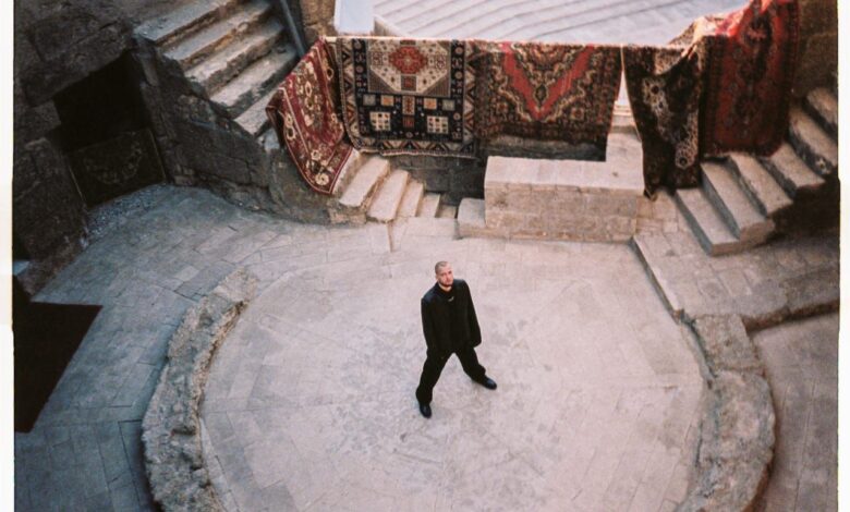 الرابر "مروان موسى" يعلن طرح ألبومه الجديد "الرجل الذي فقد قلبه"