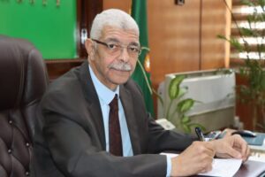 رئيس جامعة المنوفية يعقد إجتماع مجلس الدراسات العليا الشهري" أون لاين" ويوجه بزيادة الأبحاث العلمية التطبيقية