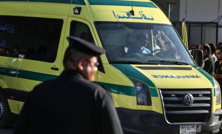 مصرع مهندس وعمال داخل حفرة صرف صحي فى حادث مروع يهز الشارع المصري 1 مصرع مهندس وعمال داخل حفرة صرف صحي فى حادث مروع يهز الشارع المصري