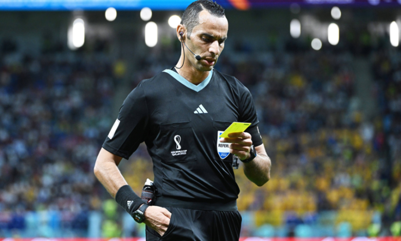 استعانة "الفيفا" بـ12 حكما عربيا للمشاركة في إدارة مباريات مونديال الأندية 1 استعانة "الفيفا" بـ12 حكما عربيا للمشاركة في إدارة مباريات مونديال الأندية