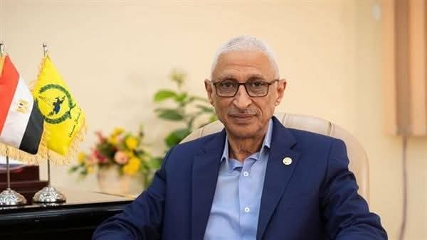 محافظ شمال سيناء: غرف العمليات الرئيسية والفرعية لم تتلقَ أي إخطارات أو شكاوى خلال أول أيام العيد 