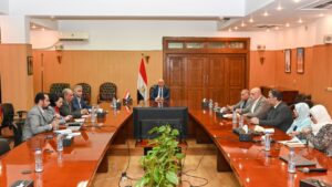 وزير الري يبحث مقترح لتنفيذ "مشروع رقمنة المساقي الخصوصية" بالتنسيق مع وزارة الزراعة