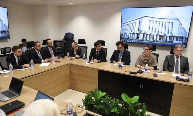 الصحة" تبحث مع "ميديف الدولية" تعزيز الشراكة الصحية بين القاهرة وباريس 1 الصحة" تبحث مع "ميديف الدولية" تعزيز الشراكة الصحية بين القاهرة وباريس